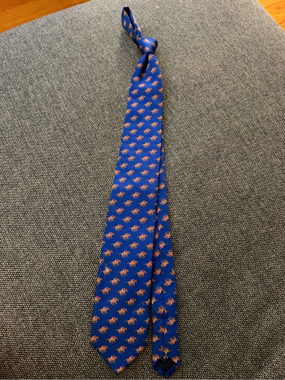 Vineyard Vines 143rd Kentucky Derby Horse Jockey Silk Tie Made in USA